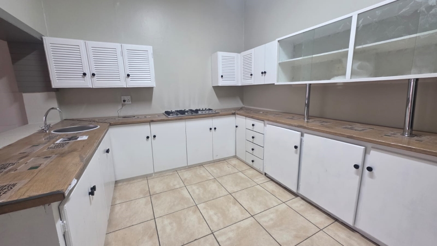 To Let 3 Bedroom Property for Rent in Wilkoppies North West